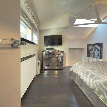 Homeby, Casa Cornalia Milano